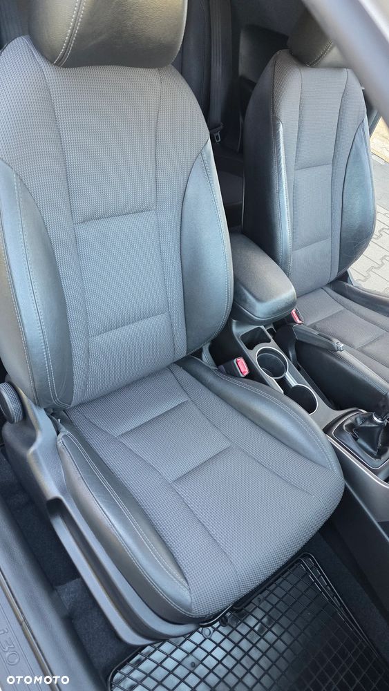 Hyundai i30 1.6 GDI Style - 22