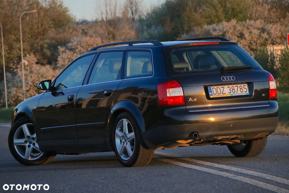 Audi A4 Avant - 22