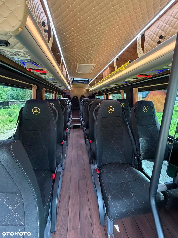 Mercedes-Benz Sprinter 519 - 5