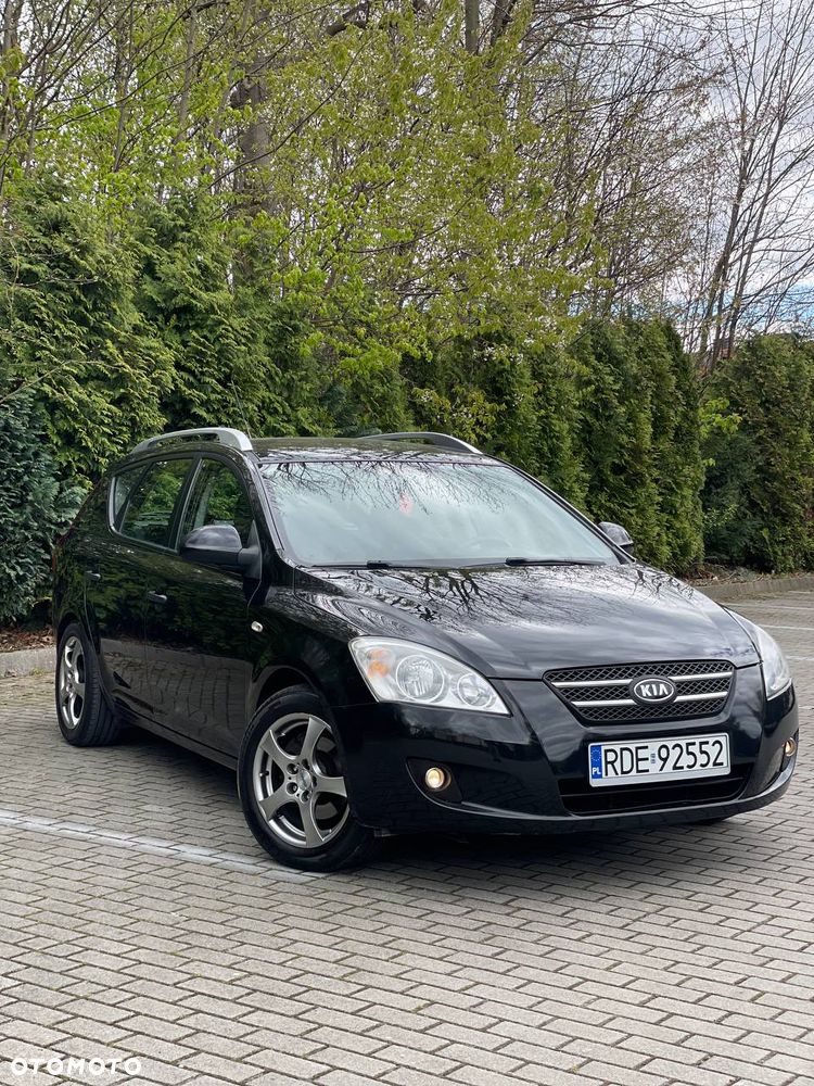 Kia Ceed 1.4 Comfort + - 1