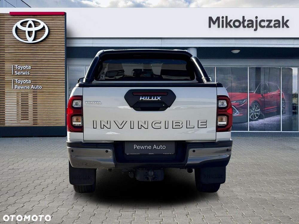Toyota Hilux 2.8 D-4D Double Cab Invincible 4x4 - 9