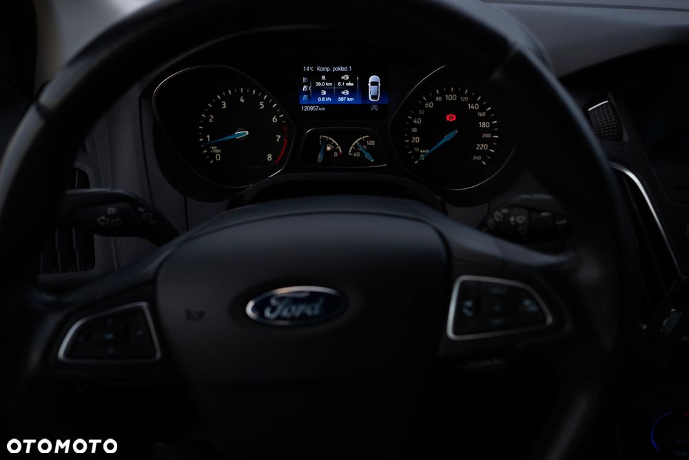Ford Focus 1.5 EcoBoost SYNC Edition ASS - 8