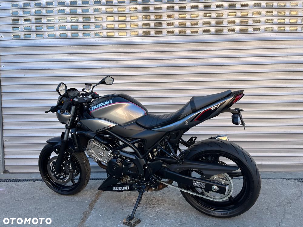 Suzuki SV - 6