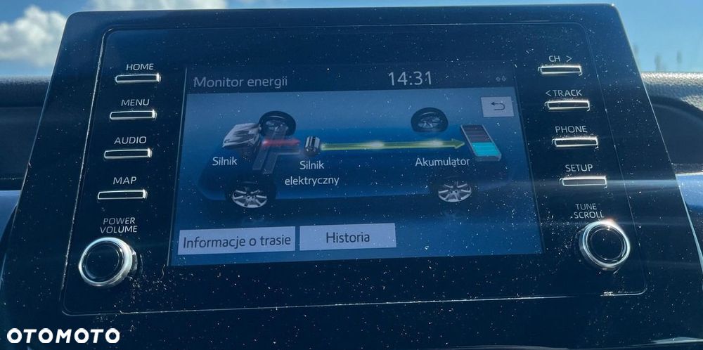 Toyota Camry 2.5 Hybrid Comfort CVT - 17