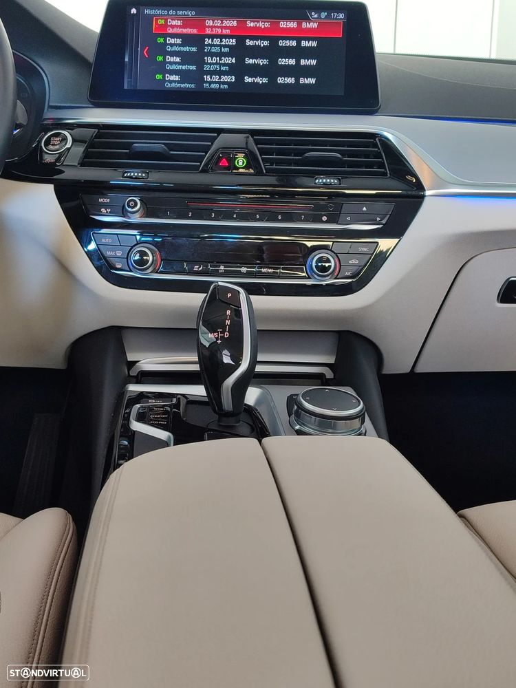BMW 520 d Line Luxury Auto - 14