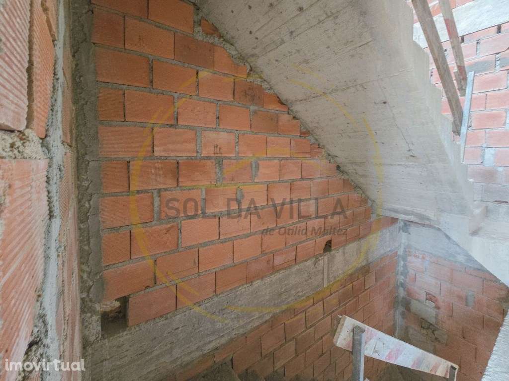 Moradia em banda T3 - Quinta do Conde, Sesimbra - 390.000€ - Grande imagem: 5/17