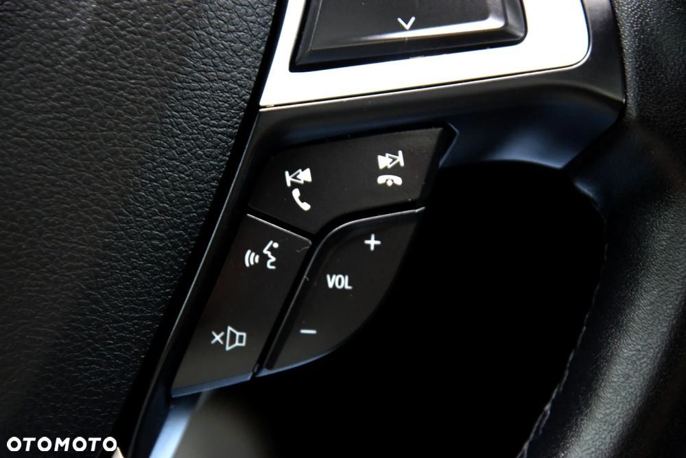Ford Mondeo 2.0 Hybrid Vignale Plus - 34