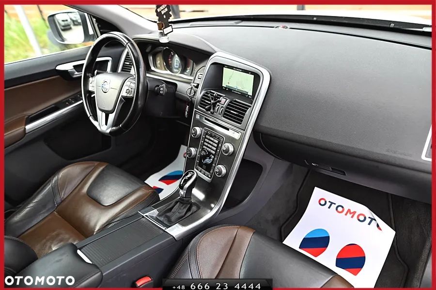 Volvo XC 60 D5 AWD Geartronic Kinetic - 18
