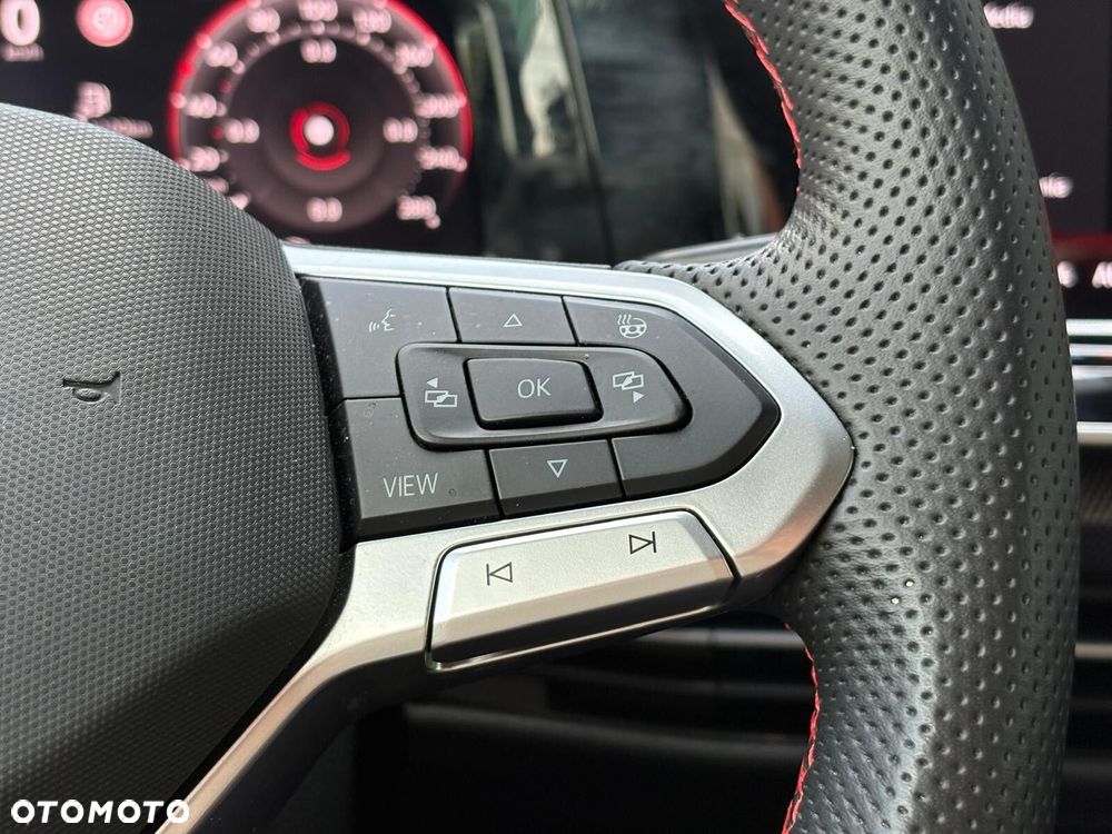 Volkswagen Golf - 19