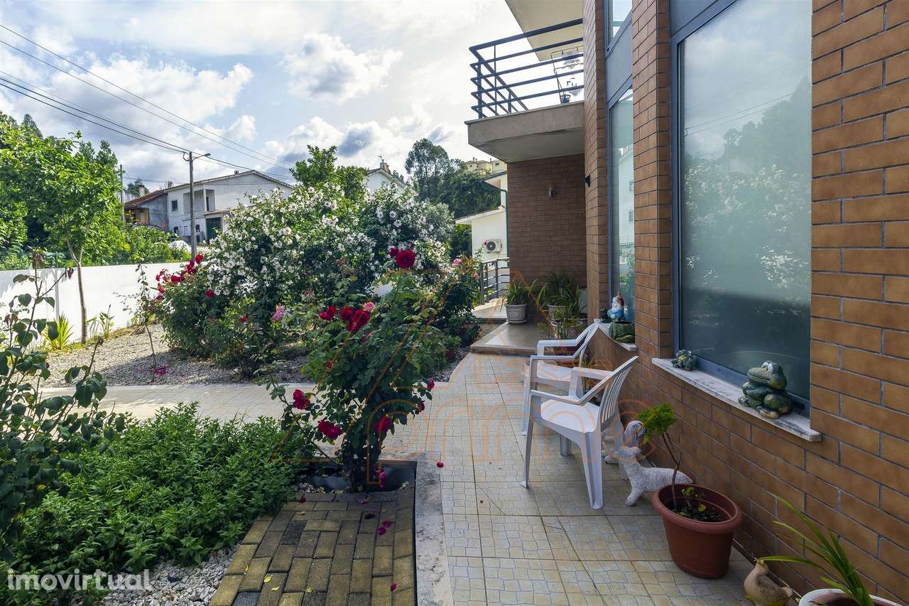 Moradia Isolada T5, S.Martinho, Coimbra / Venda - Grande imagem: 5/37