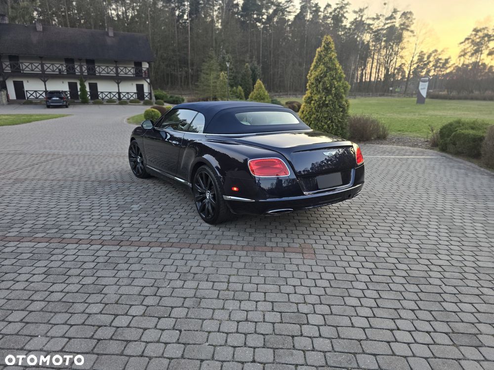 Bentley Continental GT GTC W12 - 11