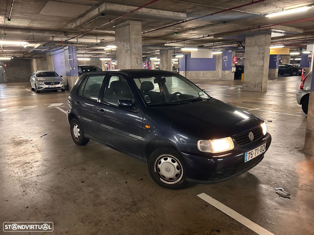 VW Polo - 2