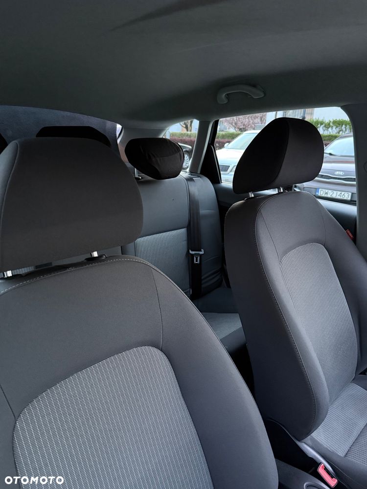 Seat Ibiza 1.4 16V Comfort Edition - 24