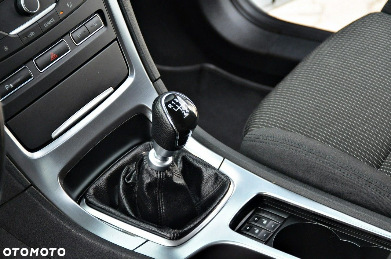 Ford Mondeo - 17