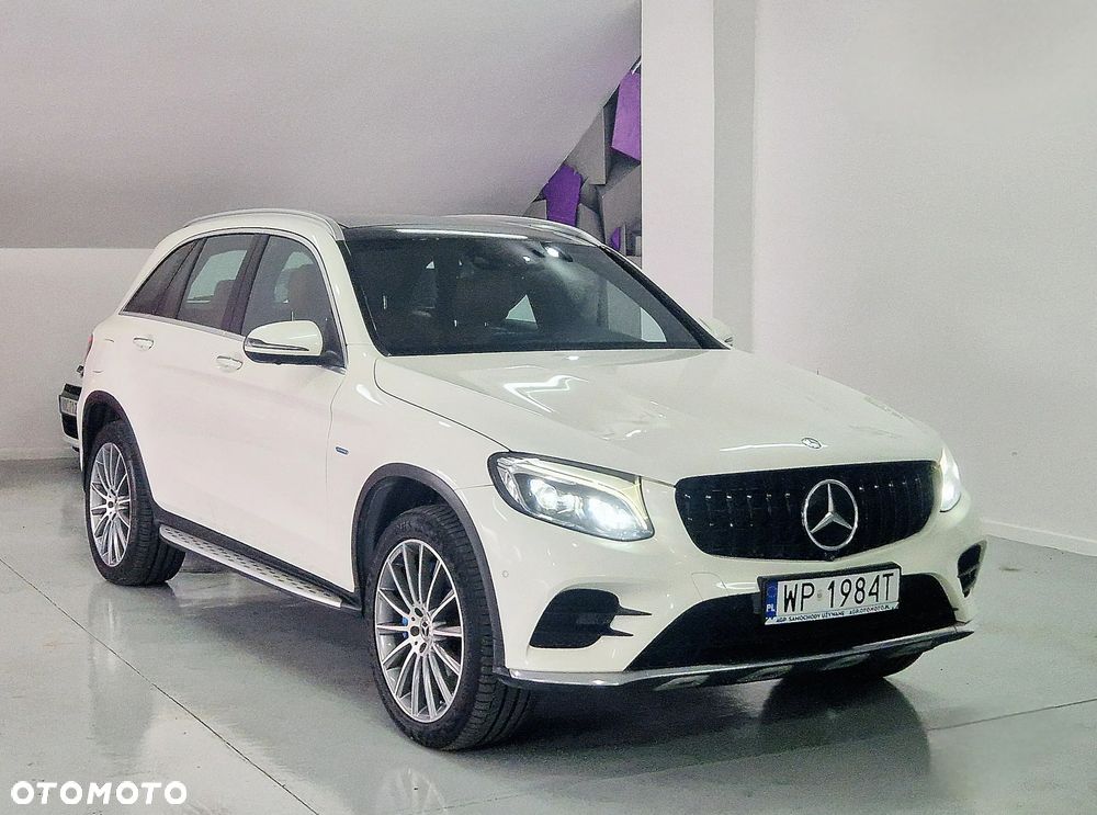 Mercedes-Benz GLC - 1