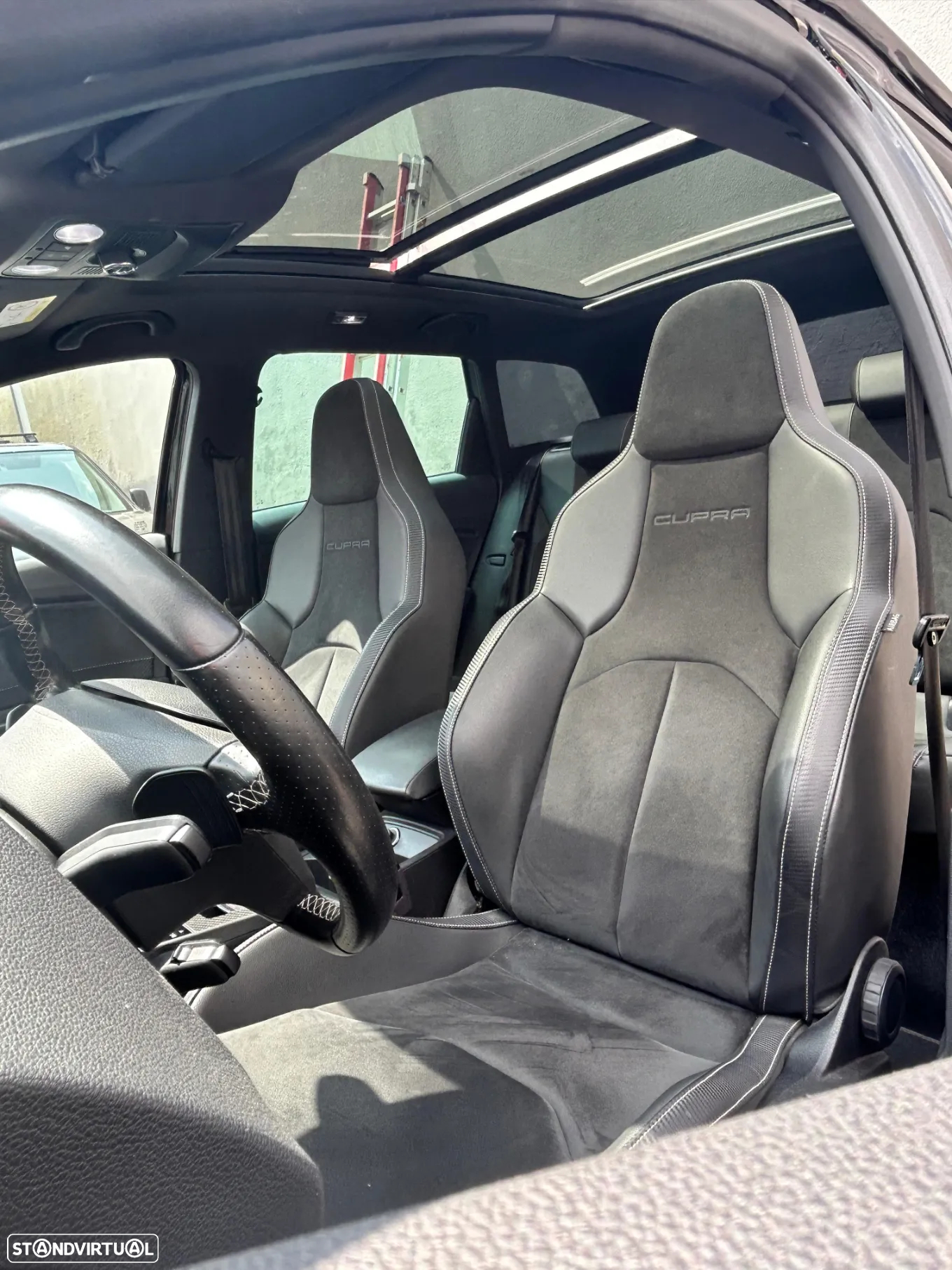 SEAT Leon ST 2.0 TSI S&S 4Drive DSG Cupra 300 Edition Carbon - 17