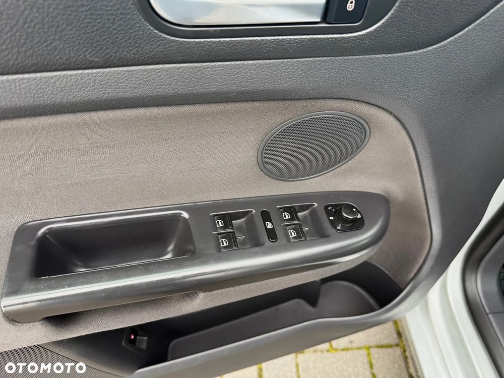 Volkswagen Golf Plus 1.4 TSI Comfortline - 17