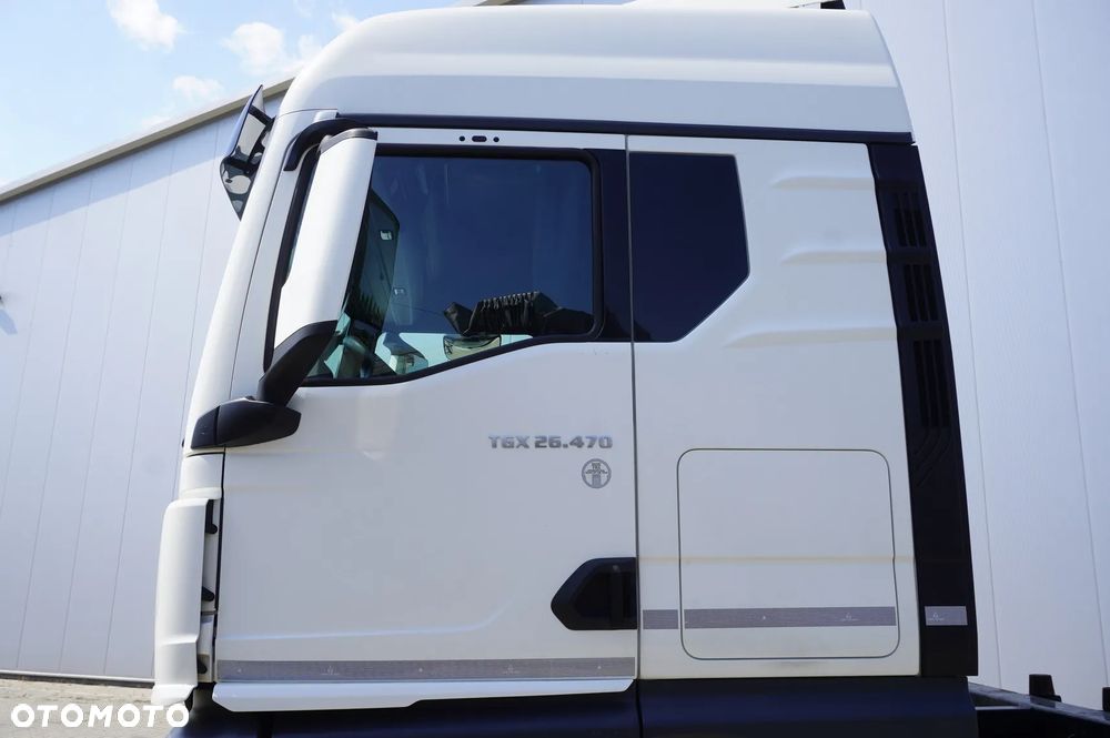 MAN TGX 26.470 6x2 / BDF / 2022 - 14