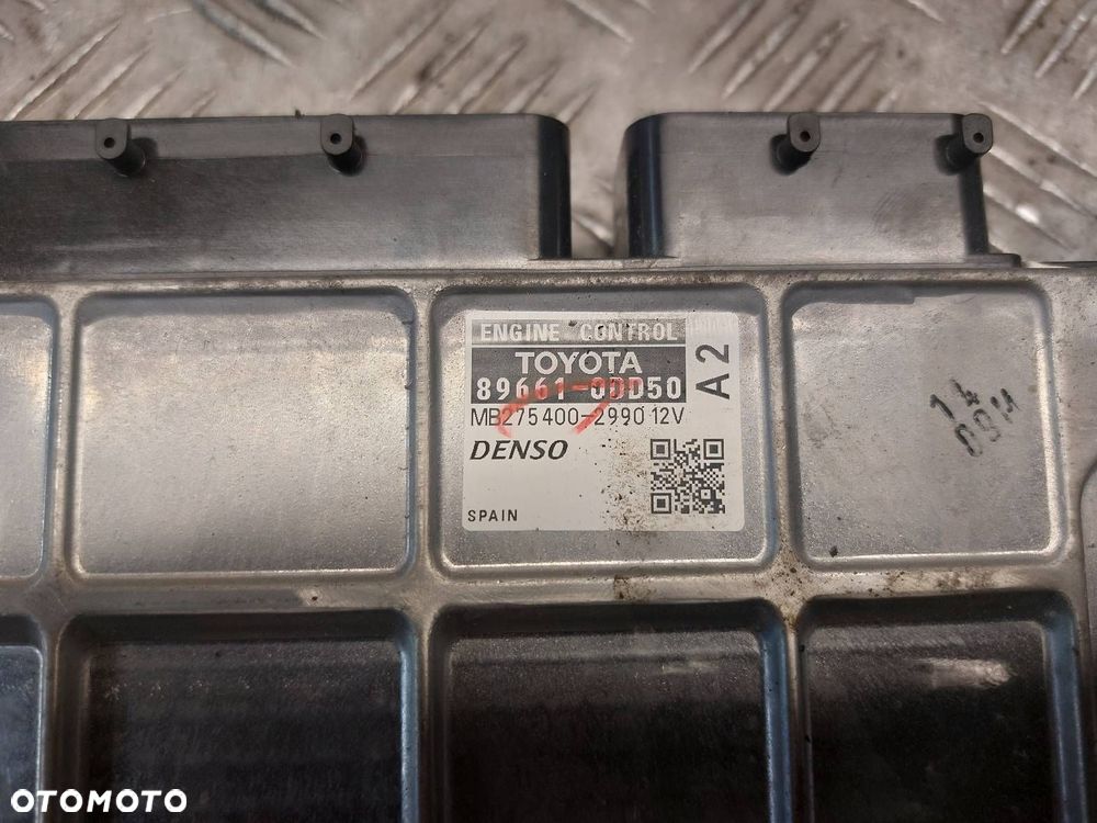ZESTAW STARTOWY TOYOTA YARIS II LIFT 1.33 16V 89661-0DD50 82641-47020 - 5