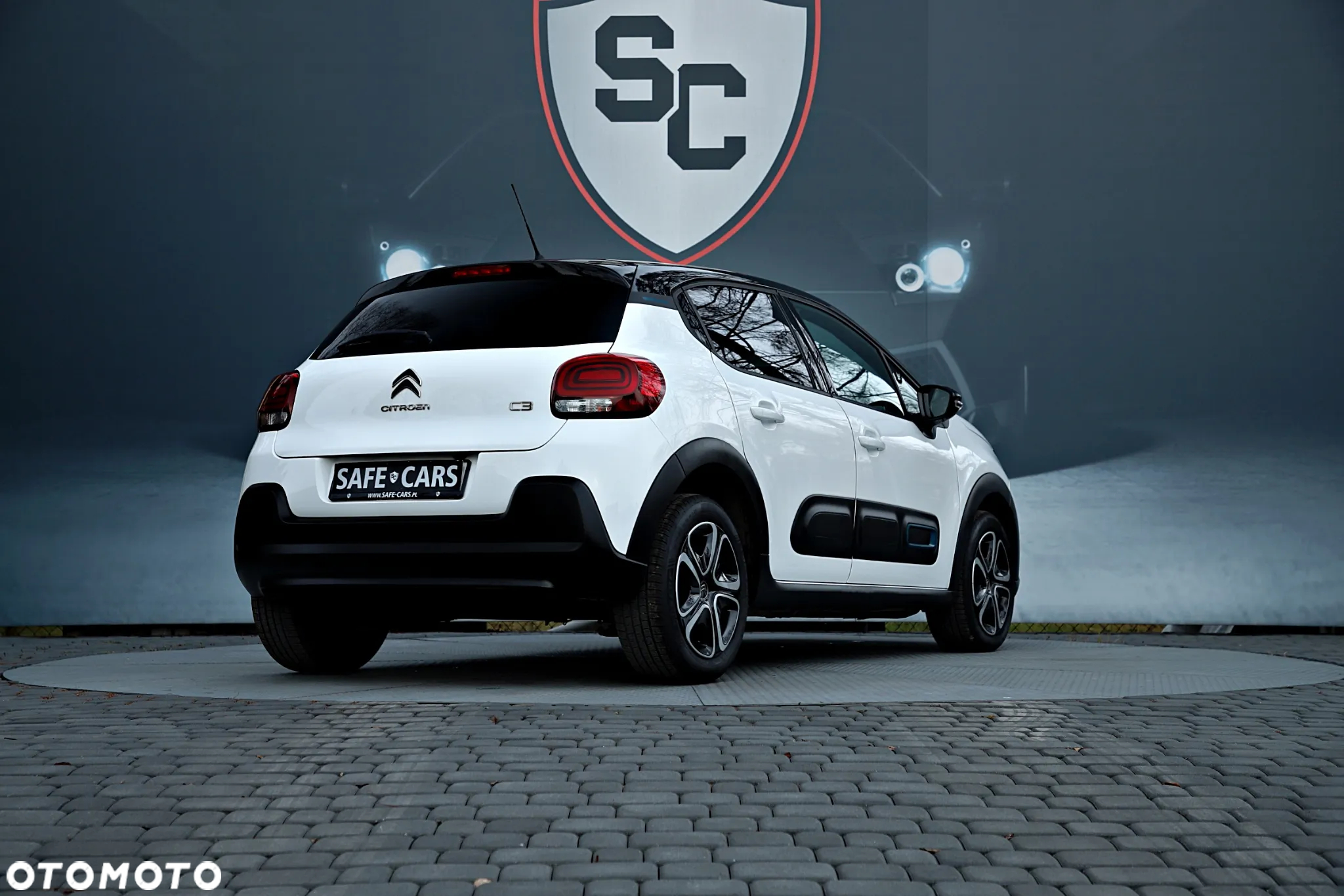 Citroën C3 1.2 PureTech Shine - 11