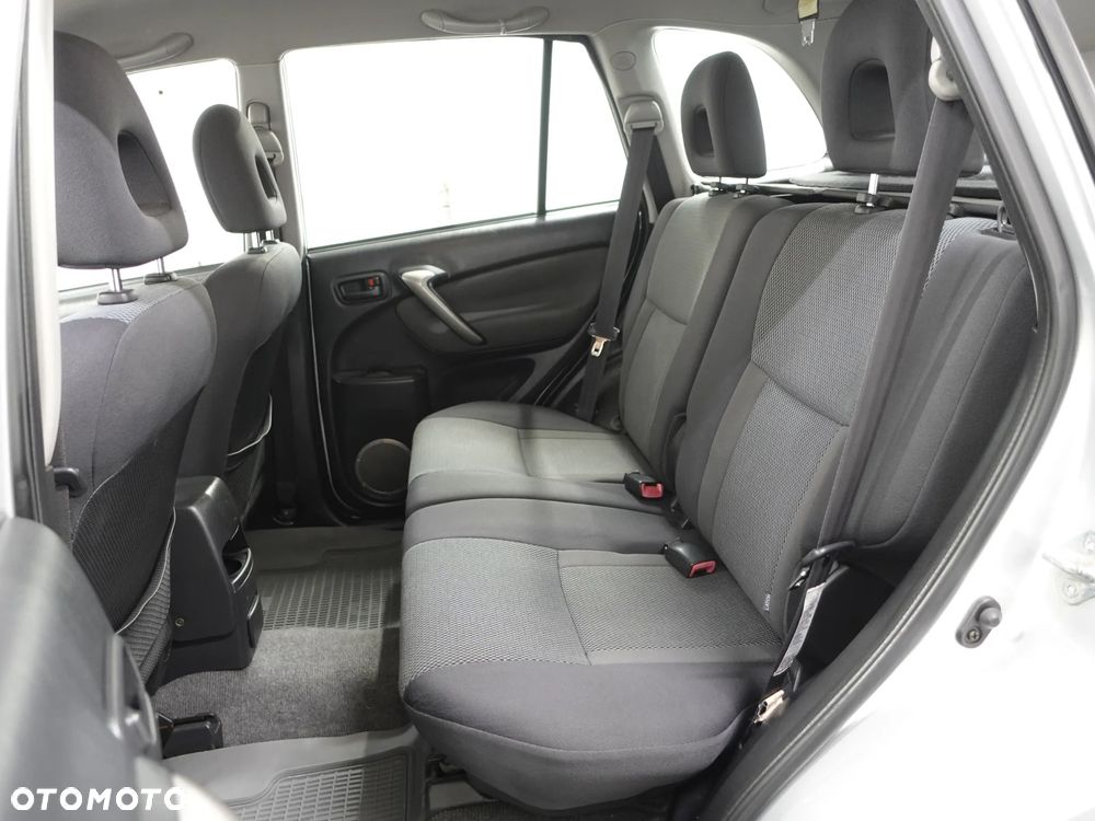 Toyota RAV4 D-4D 4x4 Edition - 22