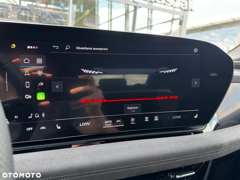 Audi A6 Avant e-tron - 24