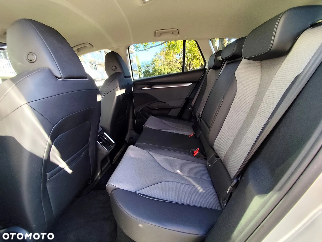 Skoda Enyaq 80x 82kWh Sportline - 8