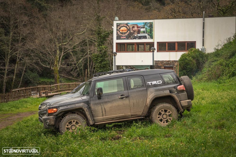 Toyota FJ Cruiser - 20