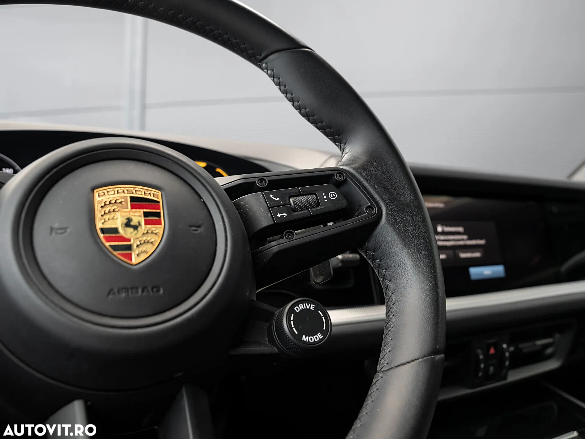 Porsche Cayenne Standard - 29