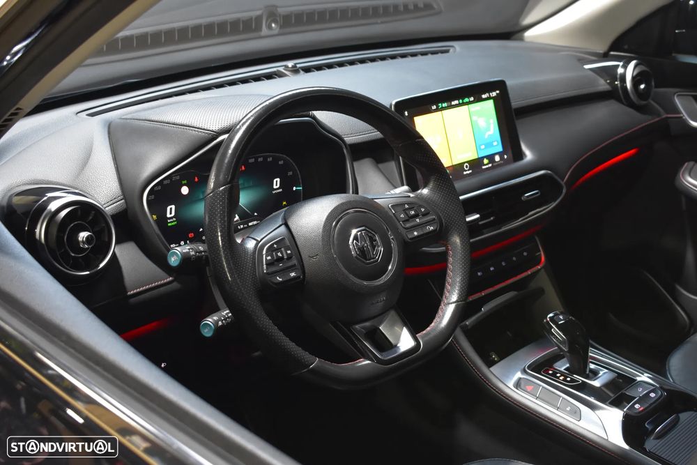 MG EHS 1.5 T-GDI Plug-in Hybrid Luxury - 19