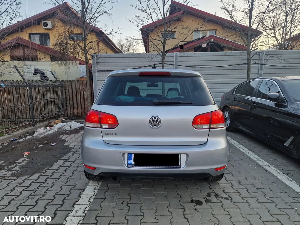 VOLKSWAGEN Golf 2011 — imagine 8