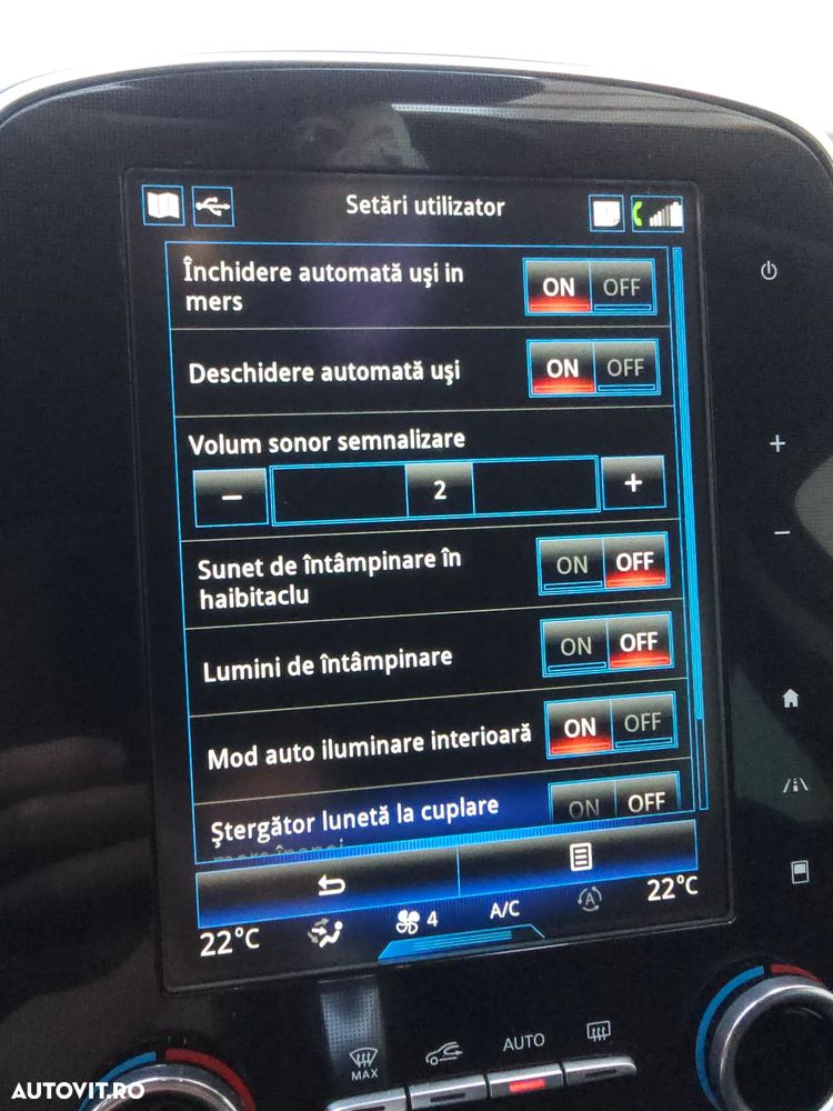 Renault Grand Scenic - 31