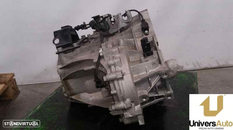 CAIXA VELOCIDADES KIA CEED SW 2010 -WAJ6H - 2