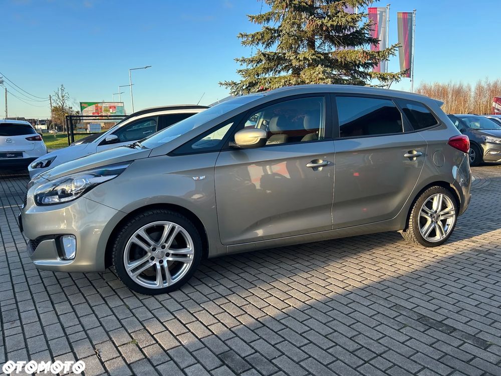 Kia Carens 1.6 GDI Attract - 2