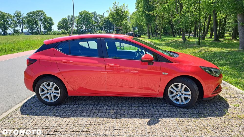 Opel Astra IV 1.6 CDTI Enjoy - 2