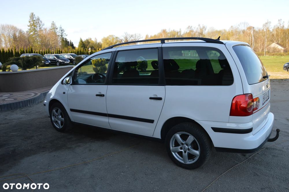 Volkswagen Sharan 1.9 TDI Trendline - 13