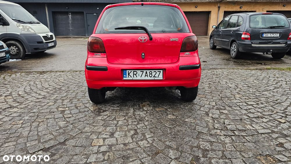 Toyota Yaris 1.4 D-4D Base - 6