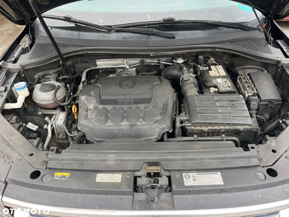 Volkswagen Tiguan Allspace - 16