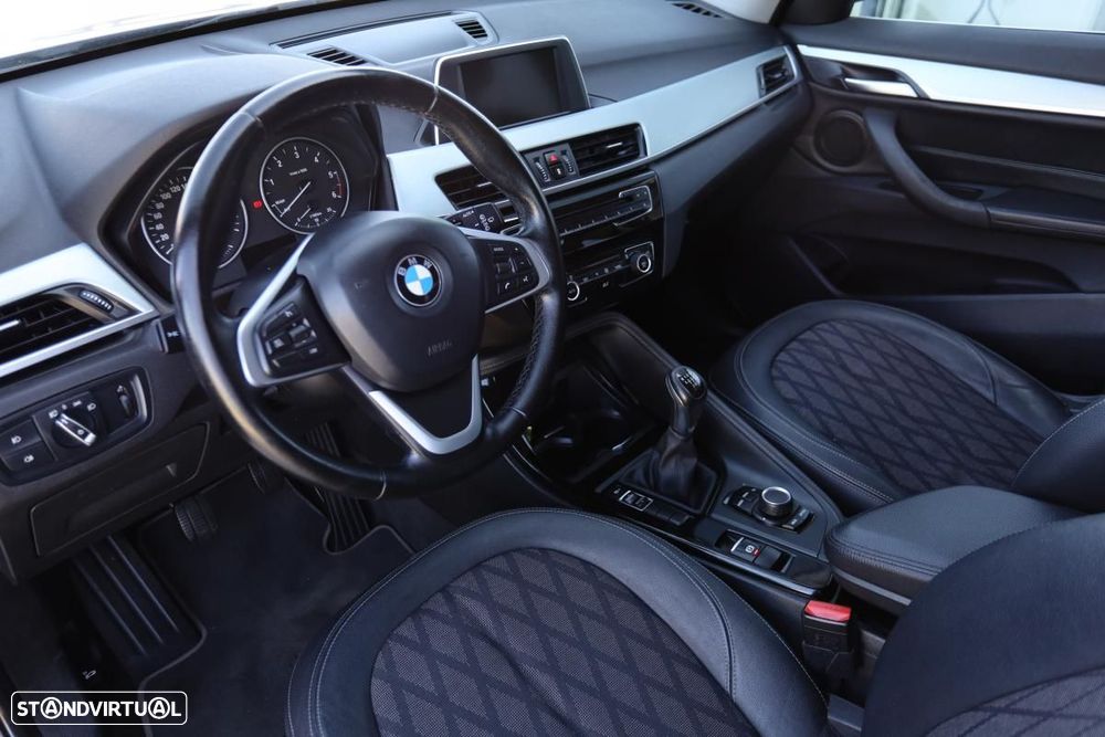 BMW X1 16 d sDrive Line Sport - 8