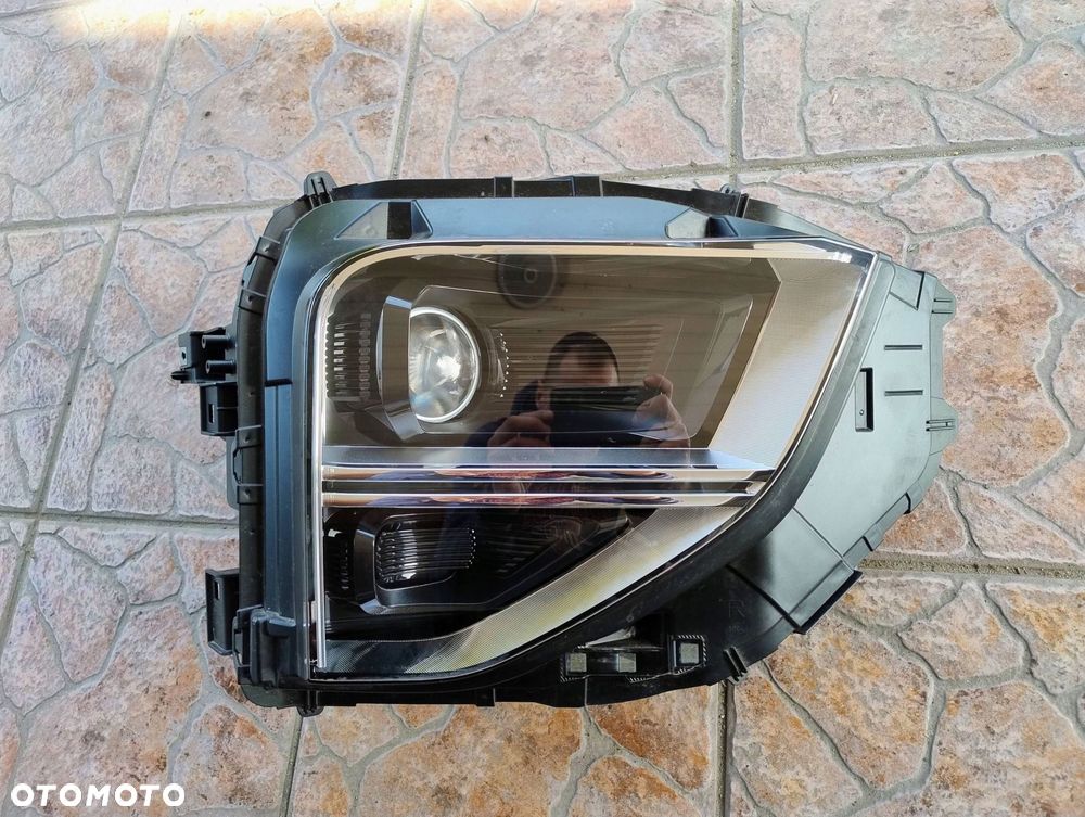 lampa prawa mitsubishi eclipse cross lift 2021-^ - 2