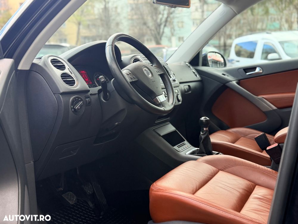 Volkswagen Tiguan 2.0 TDI DPF 4Motion Sport & Style - 6