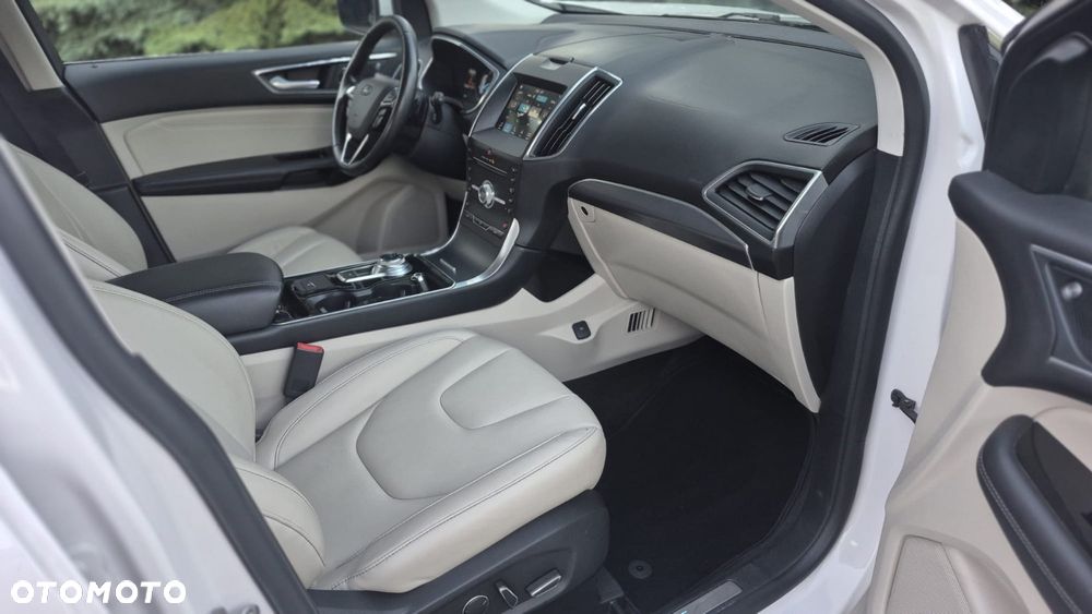 Ford Edge - 16