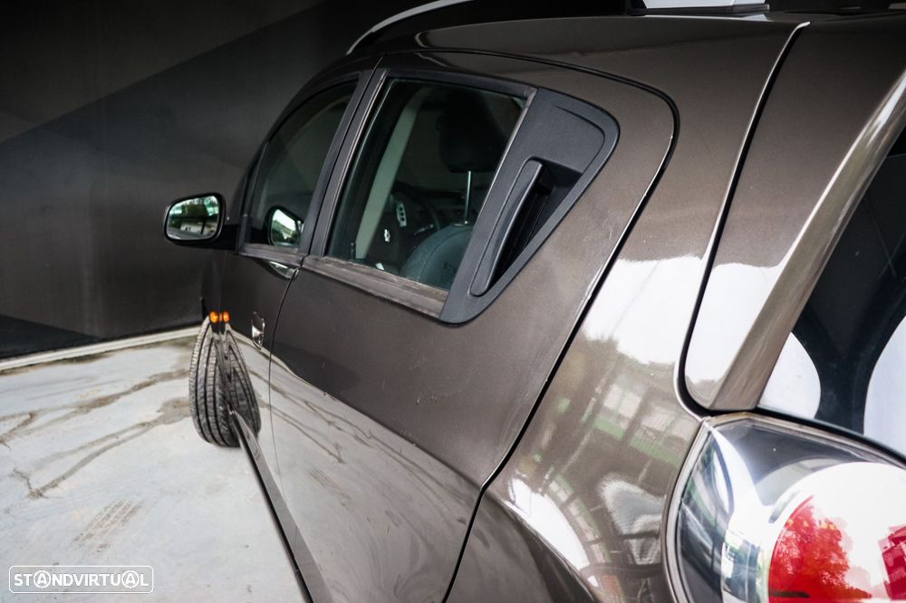 Chevrolet Spark 1.2 LT - 13