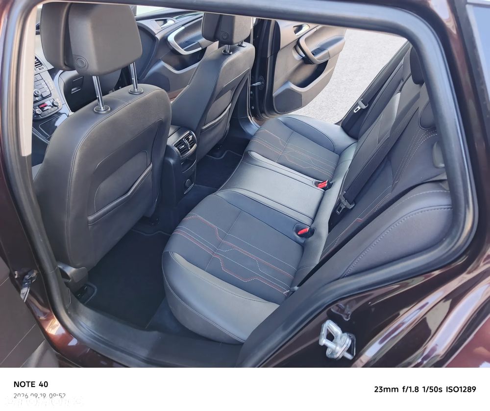 Opel Insignia 1.8 Executive - 32