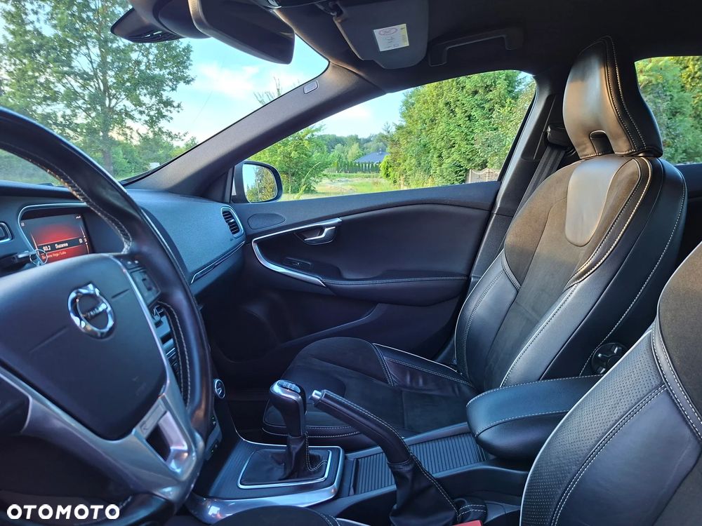 Volvo V40 D2 RDesign - 17
