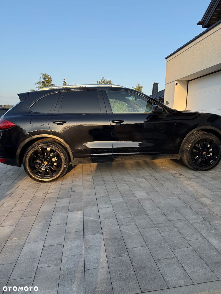Porsche Cayenne - 5