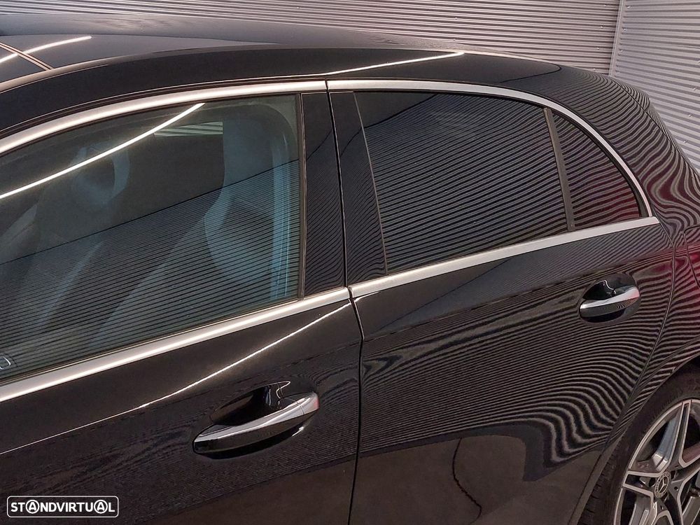 Mercedes-Benz A 250 e AMG Line - 8