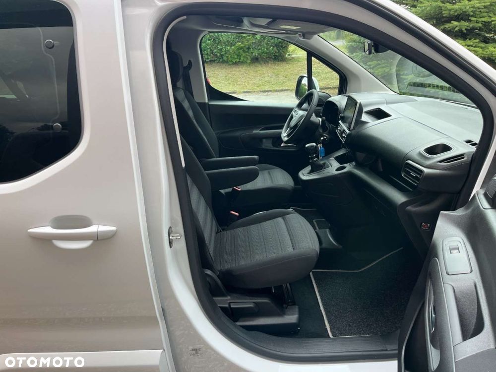Opel Combo - 21