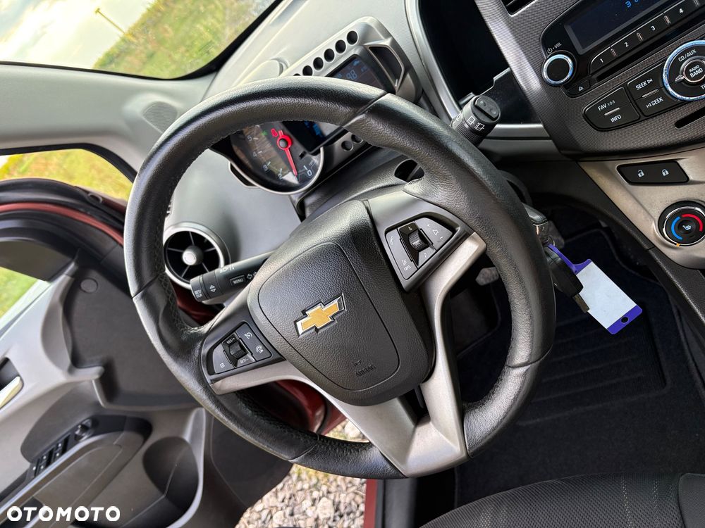 Chevrolet Aveo 1.6 LTZ - 22