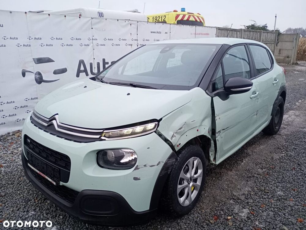 Citroën C3 Pure Tech 82 SHINE - 4